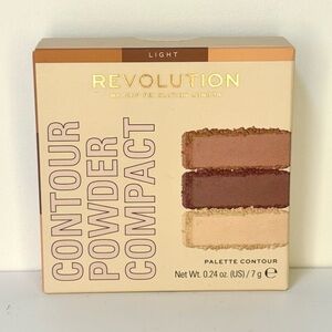Revolution Contour Powder Compact - Light